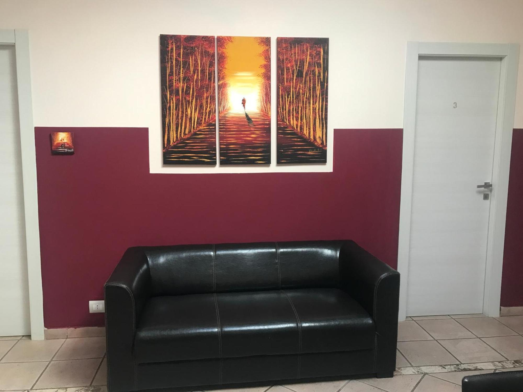 Vegan Inn Airport - Adults Only - Late Check In 菲乌米奇诺 外观 照片